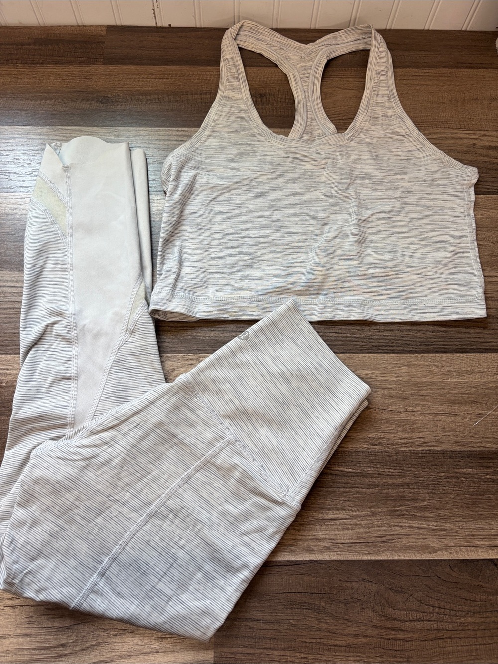 Lululemon Wunder under leggings w/ matching cropped tank